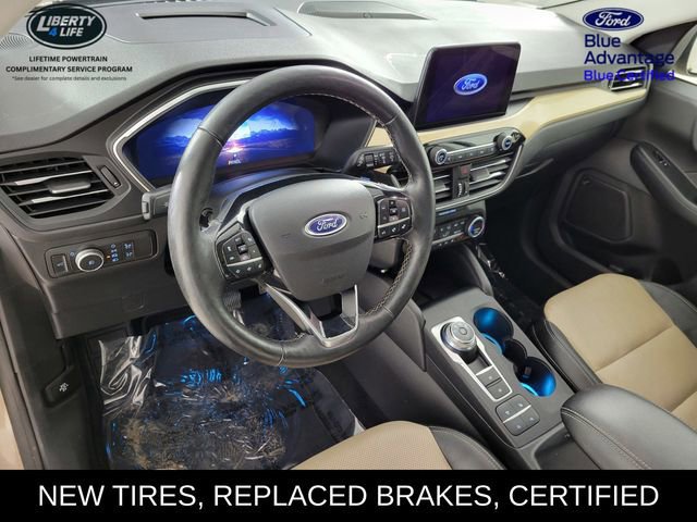 Certified 2021 Ford Escape Titanium w/ Titanium Elite Package image 12