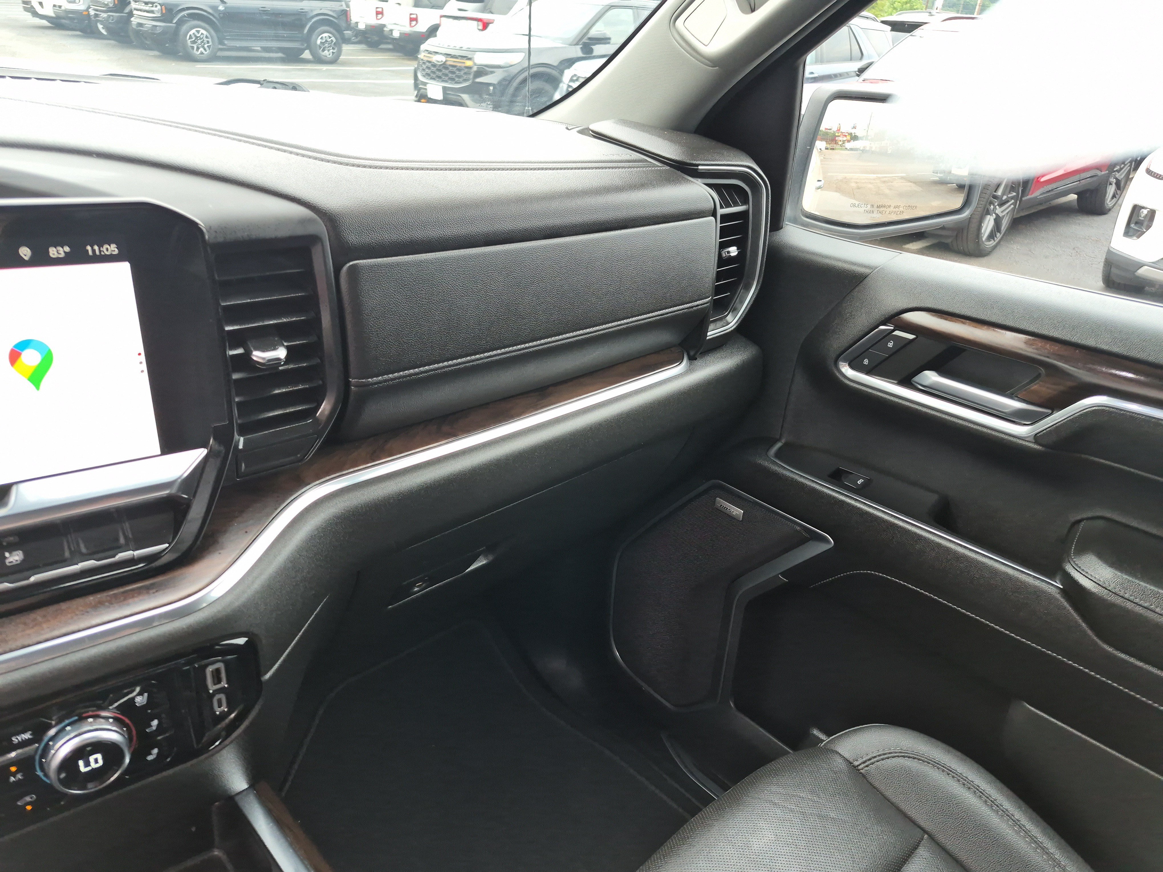 Used 2023 GMC Sierra 1500 SLT w/ SLT Convenience Package AWD/4WD image 22