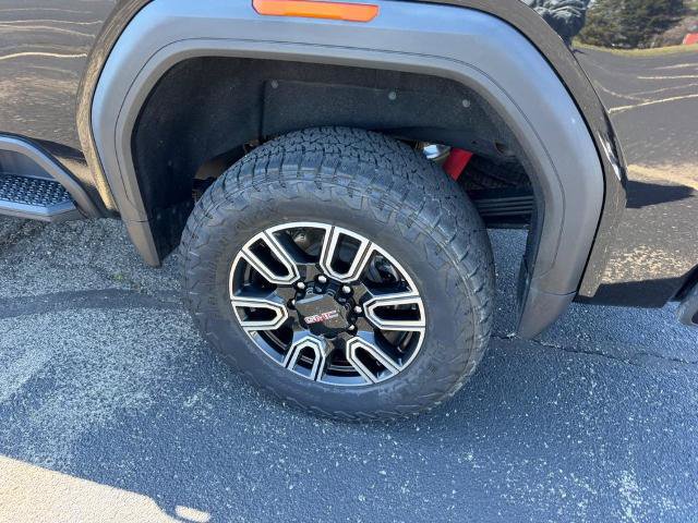 Used 2022 GMC Sierra 2500 AT4 w/ Gooseneck/5TH Wheel Package AWD/4WD image 6
