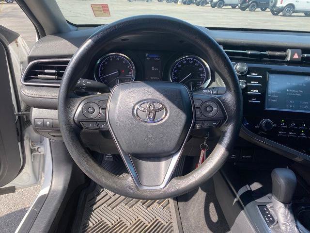 Used 2019 Toyota Camry LE FWD image 18