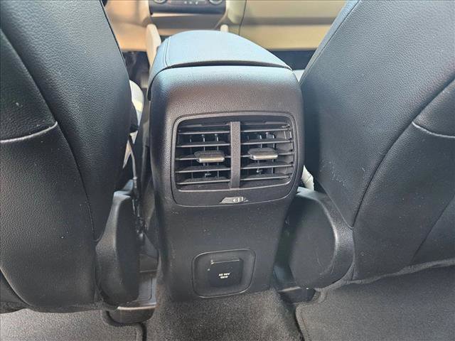 Certified 2020 Ford Escape Titanium image 19