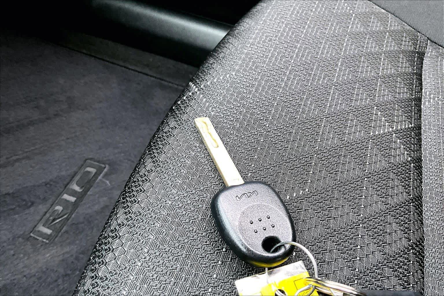 Used 2023 Kia Rio LX FWD image 16