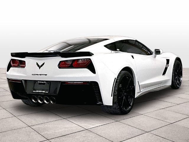 Used 2018 Chevrolet Corvette Grand Sport RWD image 11
