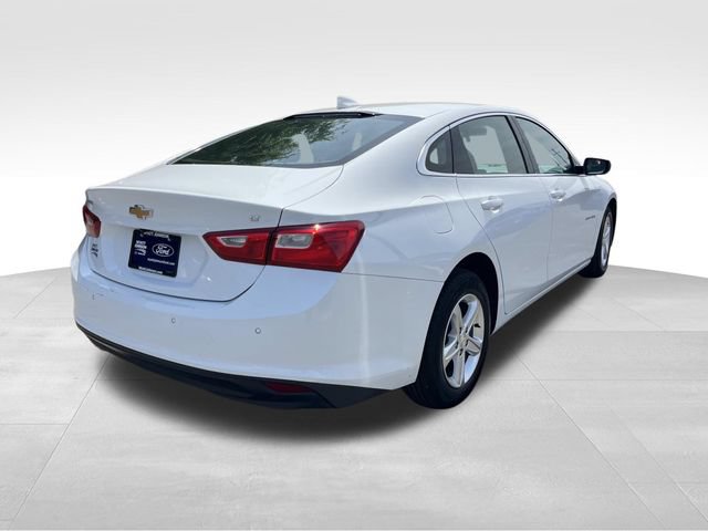 Used 2024 Chevrolet Malibu LT FWD image 3