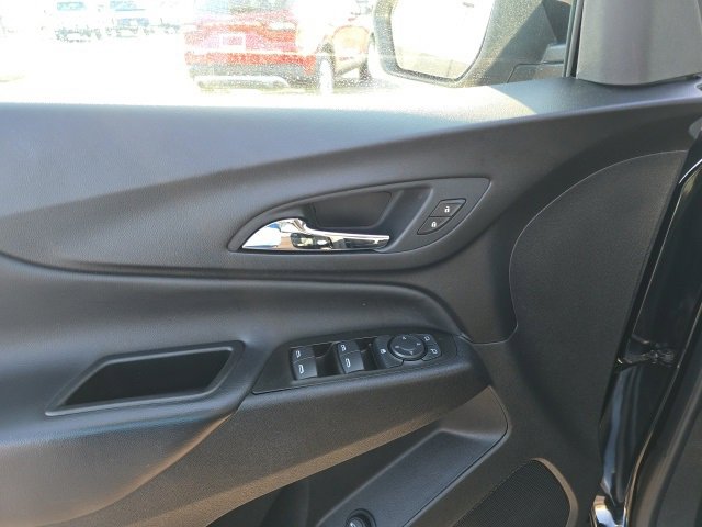 Used 2022 Chevrolet Equinox LT image 12