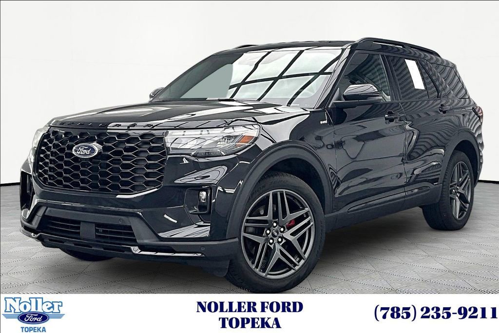 Certified 2025 Ford Explorer ST-Line w/ ST-Line Street Pack