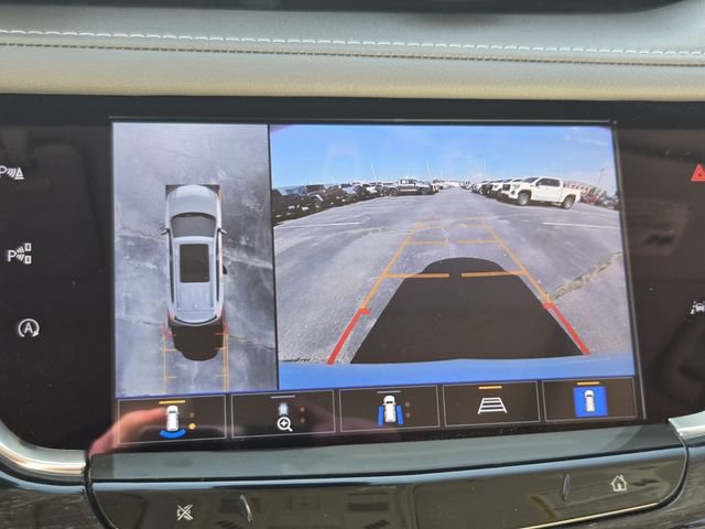 Used 2023 Cadillac XT6 Premium Luxury w/ Technology Package AWD/4WD image 24