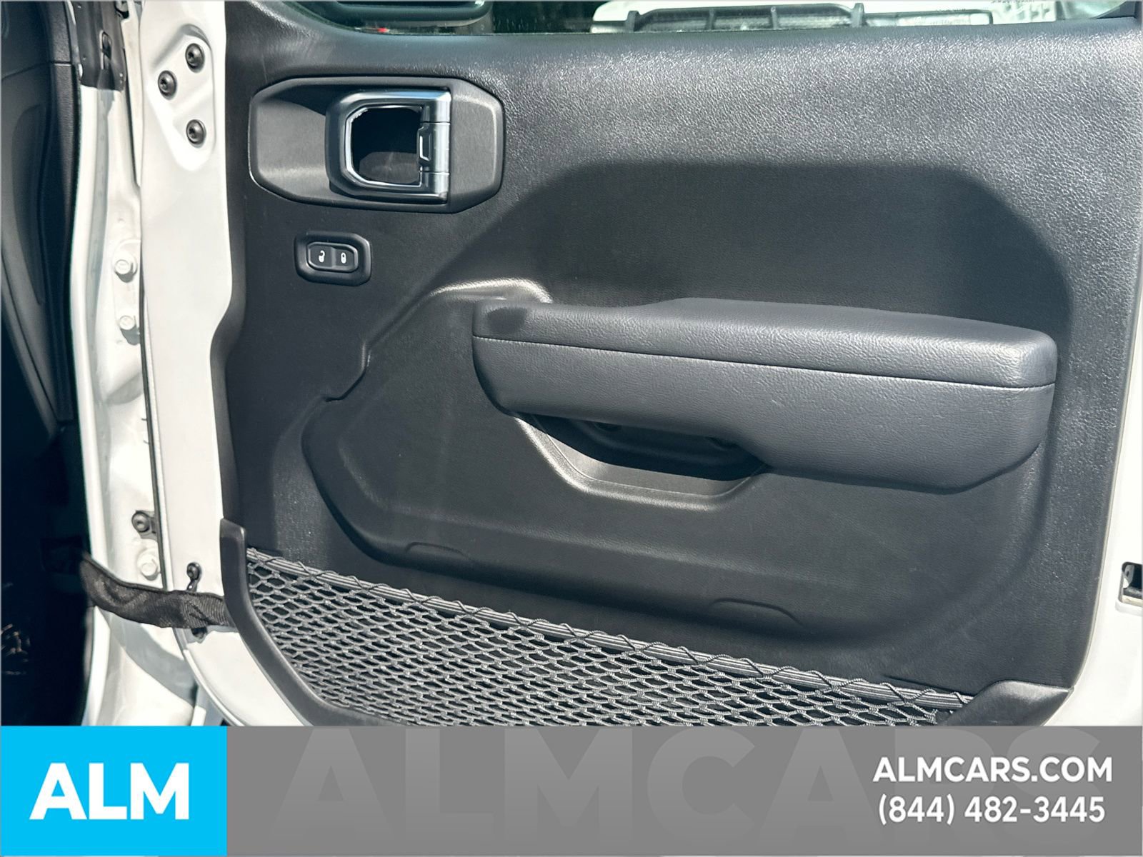Used 2025 Jeep Wrangler Unlimited Sport AWD/4WD image 16
