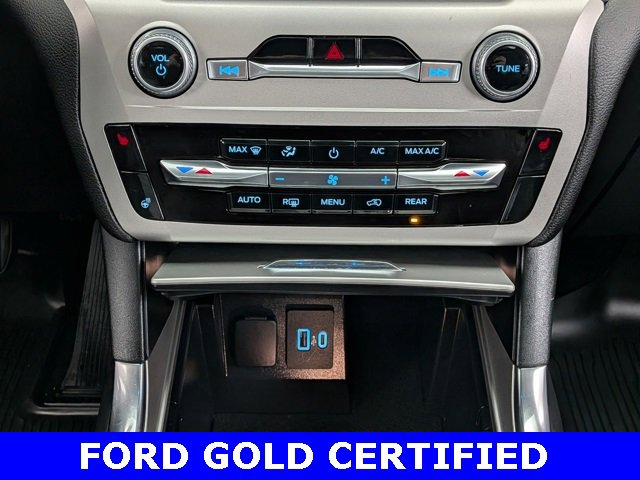 Certified 2022 Ford Explorer XLT w/ Equipment Group 202A image 30