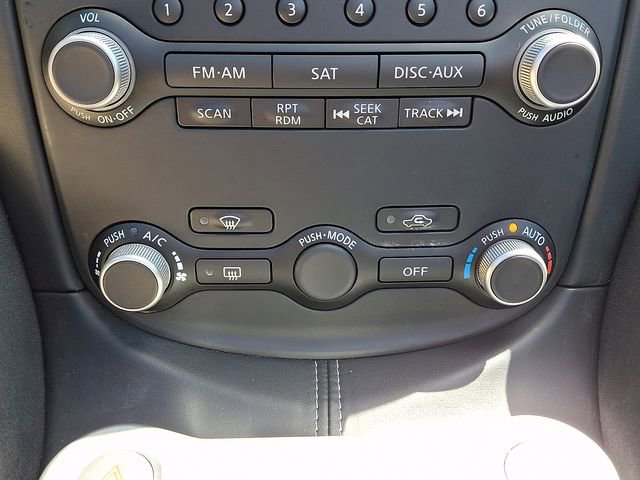 Used 2018 Nissan 370Z Touring Sport image 14