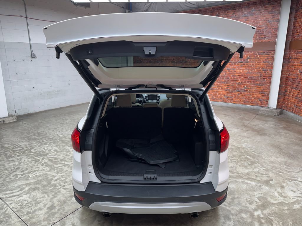 Certified 2019 Ford Escape SEL FWD image 30
