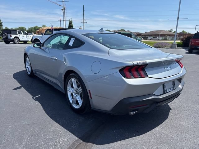 Certified 2026 Ford Mustang Premium RWD image 9