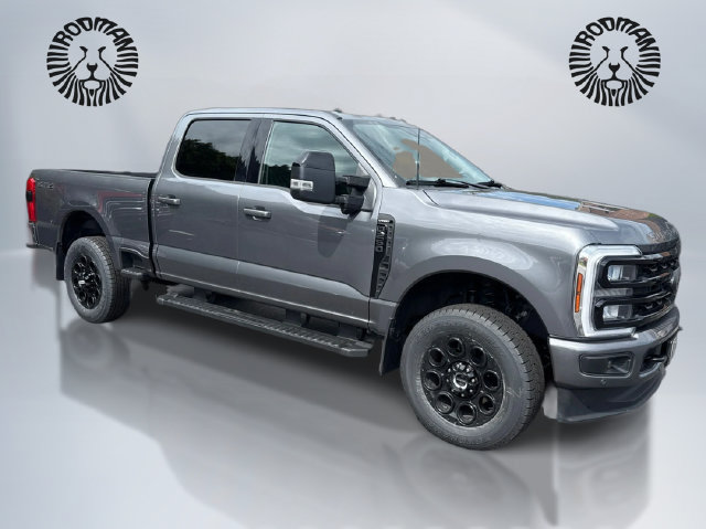 Certified 2024 Ford F250 Lariat w/ Lariat Ultimate Package AWD/4WD image 3