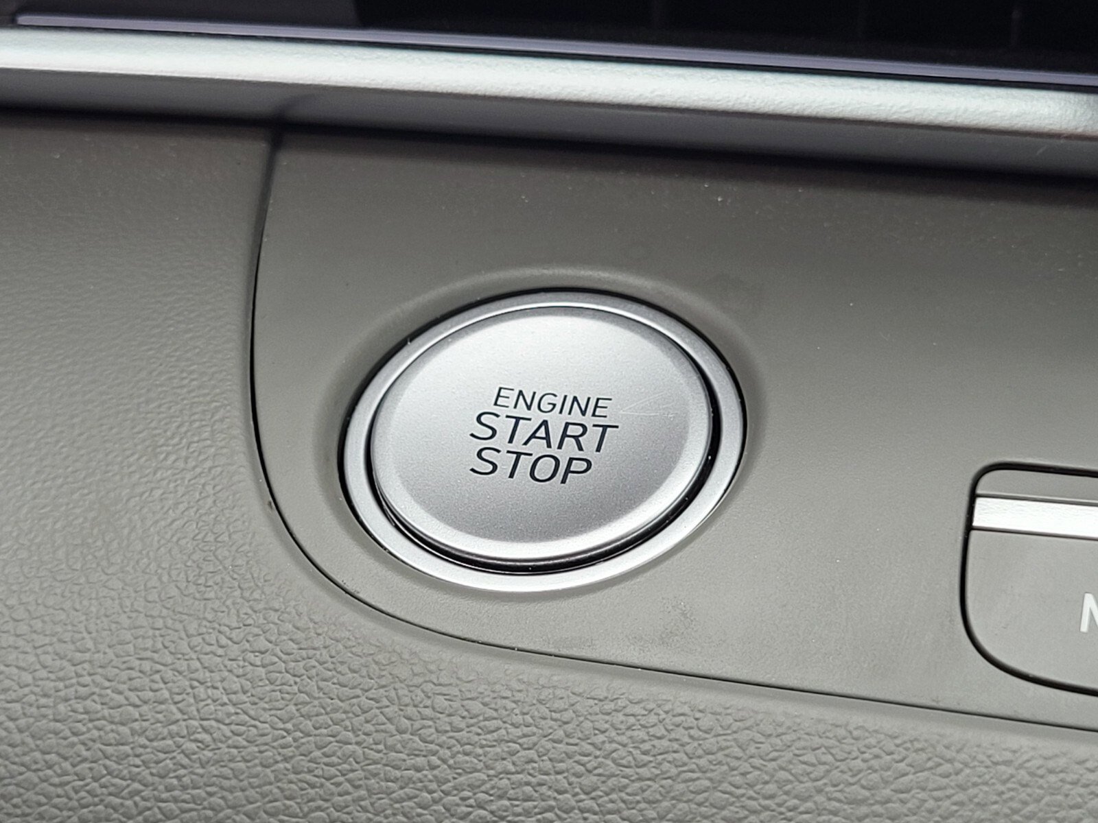 Used 2025 Hyundai Elantra SEL image 24