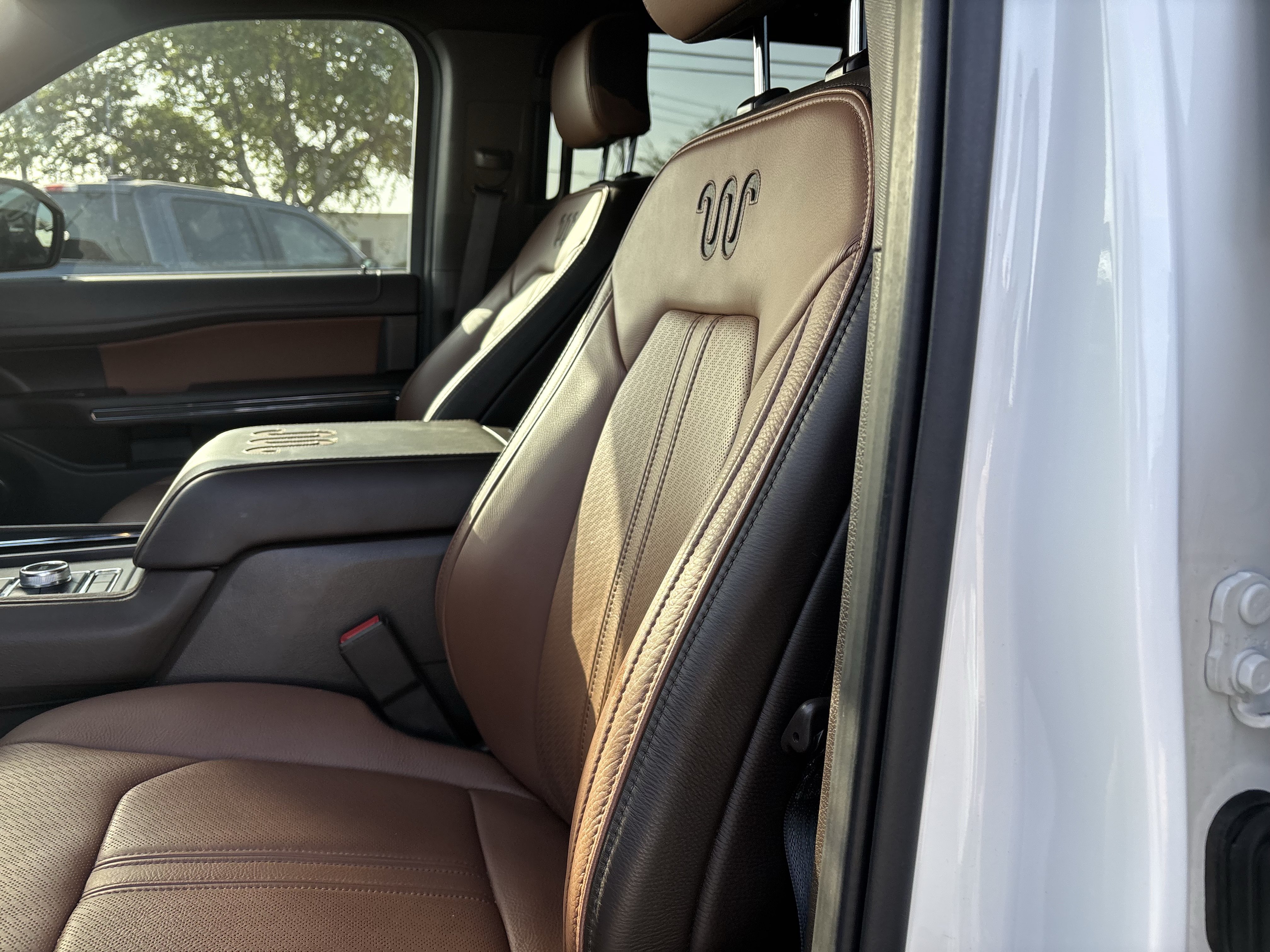 Certified 2024 Ford Expedition Max King Ranch AWD/4WD image 12