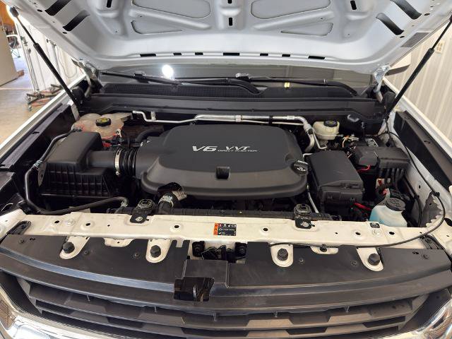 Used 2017 Chevrolet Colorado W/T w/ WT Convenience Package RWD image 6