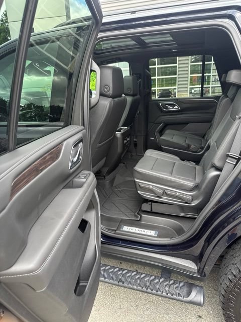 Used 2023 Chevrolet Tahoe Z71 w/ Luxury Package AWD/4WD image 21