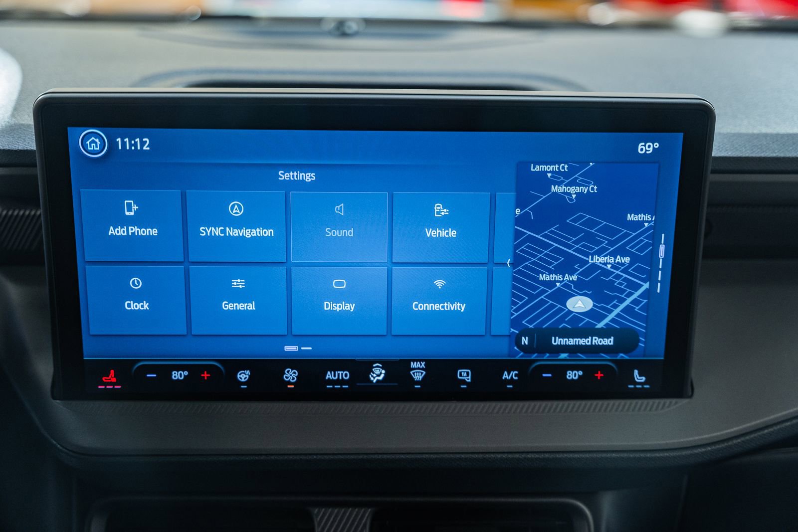 Certified 2026 Ford Maverick Lariat w/ Black Appearance Package image 29