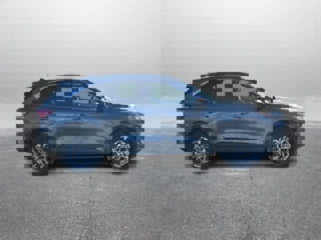 Certified 2022 Ford Escape SE image 2