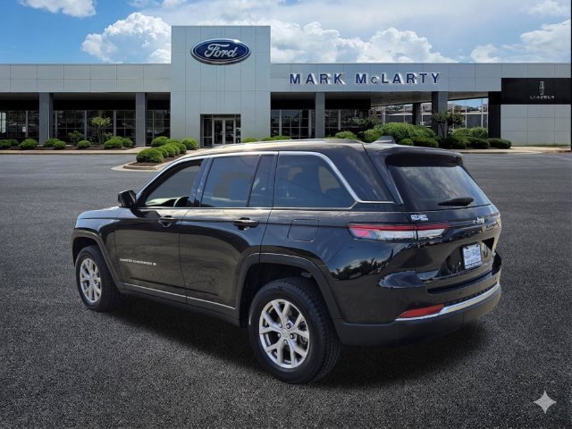Used 2022 Jeep Grand Cherokee Limited RWD image 3