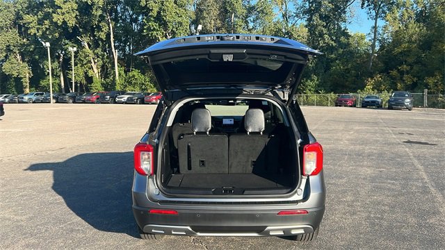 Certified 2024 Ford Explorer XLT w/ Equipment Group 202A image 31