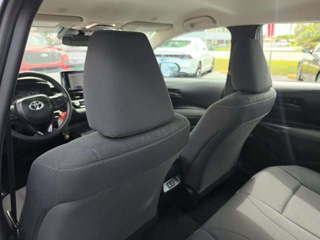 Used 2025 Toyota Corolla LE FWD image 16