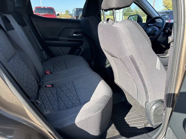 Used 2025 Nissan Kicks SV w/ SV Premium Package FWD image 11