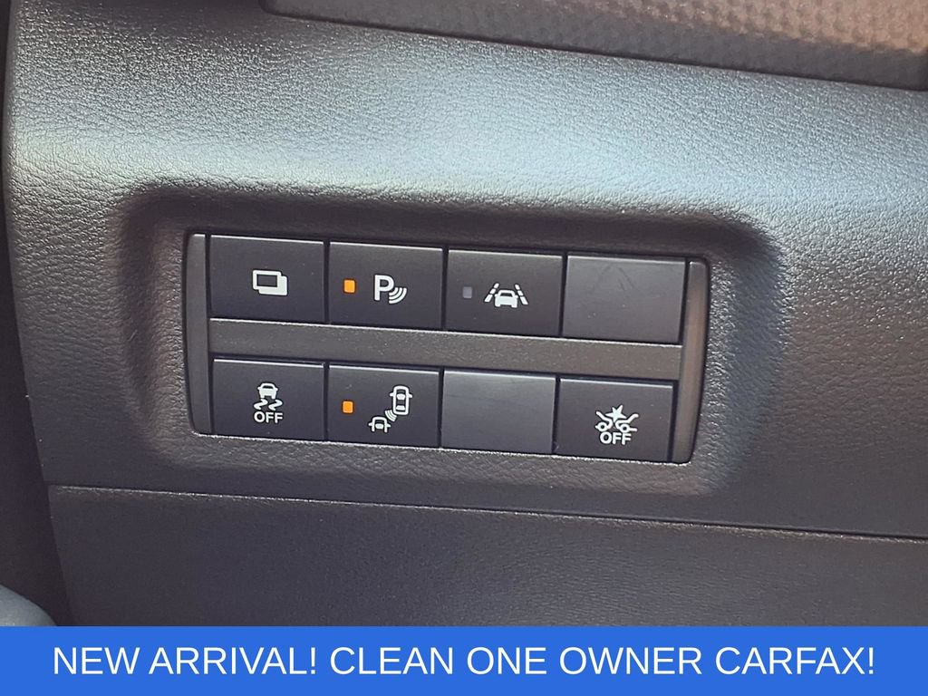Used 2020 Nissan Kicks S FWD image 16