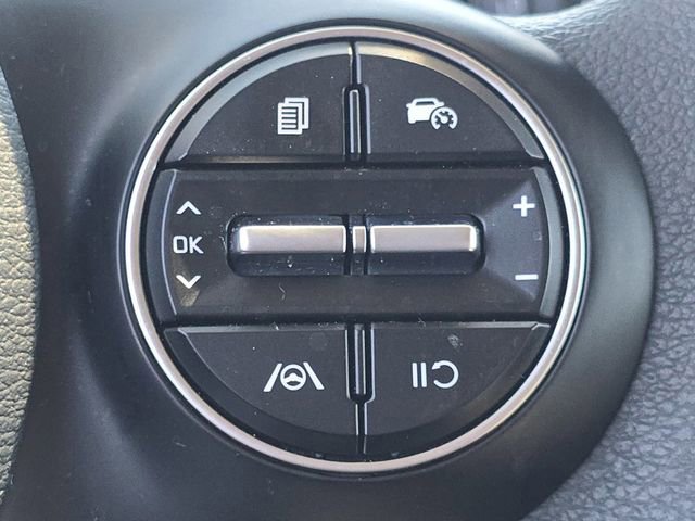 Used 2024 Kia Soul LX w/ Option Group 015 FWD image 30