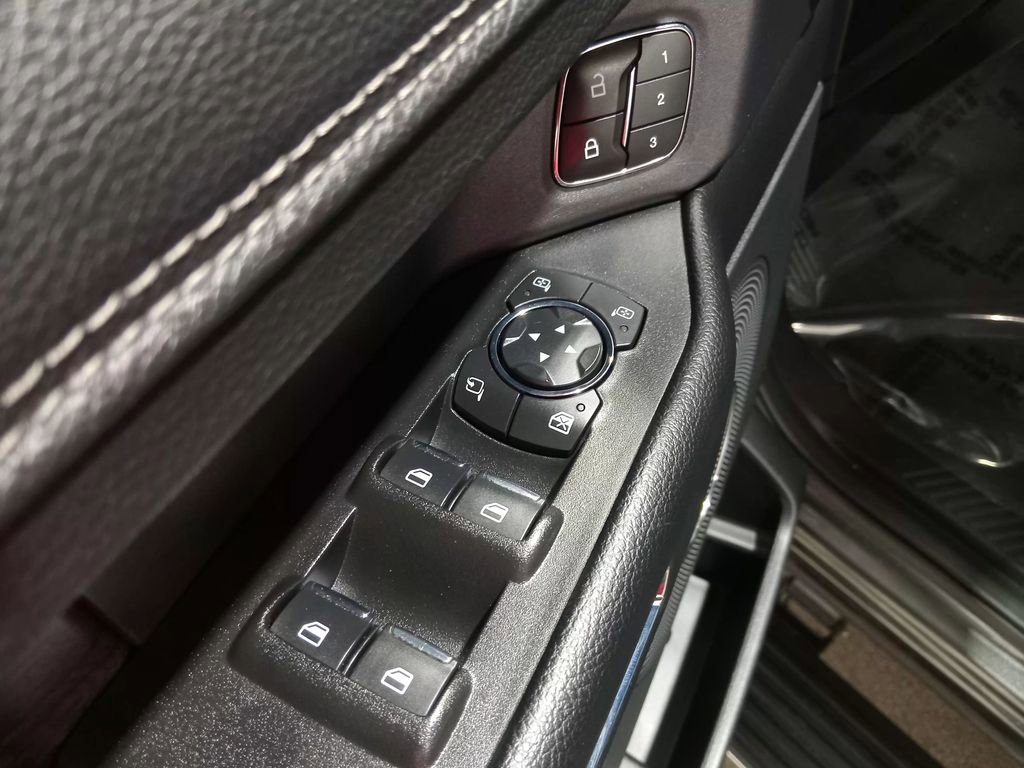 Certified 2021 Ford Expedition Limited AWD/4WD image 21