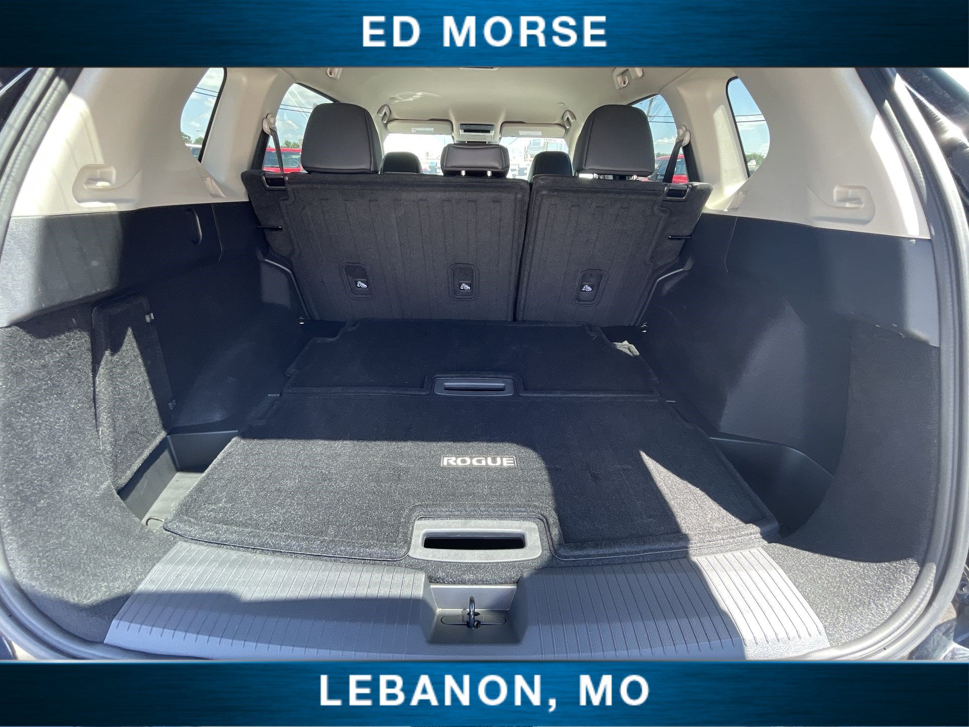 Used 2024 Nissan Rogue SL AWD/4WD image 23