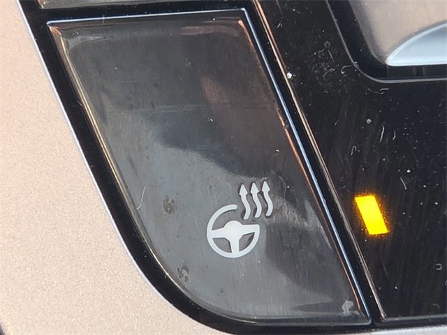 Certified 2022 Ford Explorer XLT w/ Equipment Group 202A image 22