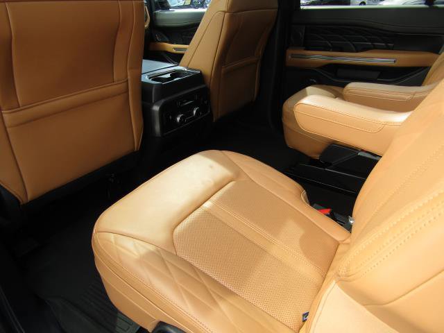 Certified 2023 Ford Expedition Max Platinum AWD/4WD image 17