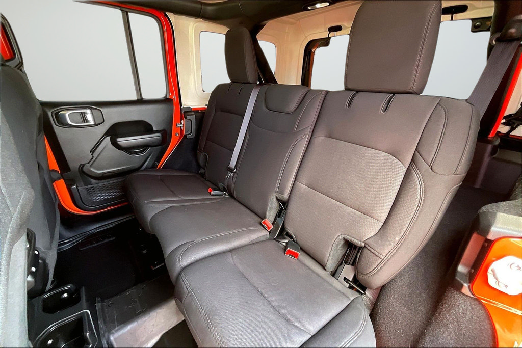 Used 2023 Jeep Wrangler Unlimited Sport AWD/4WD image 9