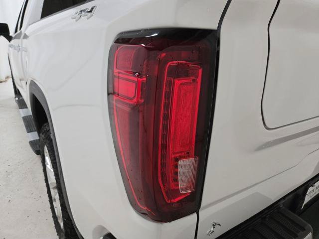 Used 2021 GMC Sierra 1500 SLT w/ SLT Premium Plus Package AWD/4WD image 36