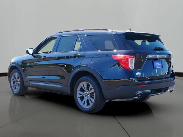 Certified 2023 Ford Explorer XLT w/ Equipment Group 202A AWD/4WD image 2