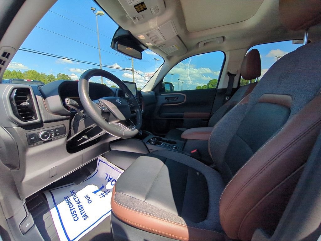 Certified 2023 Ford Bronco Sport Outer Banks w/ Tech Package AWD/4WD image 13