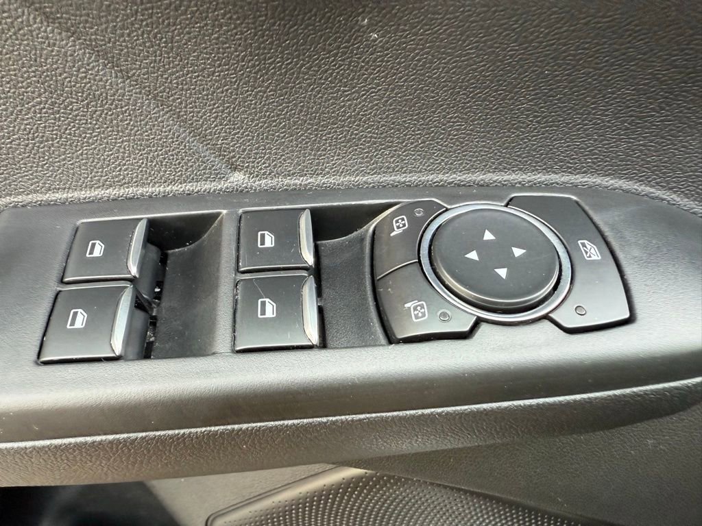 Certified 2022 Ford Escape SE w/ SE Sport Appearance Package image 20