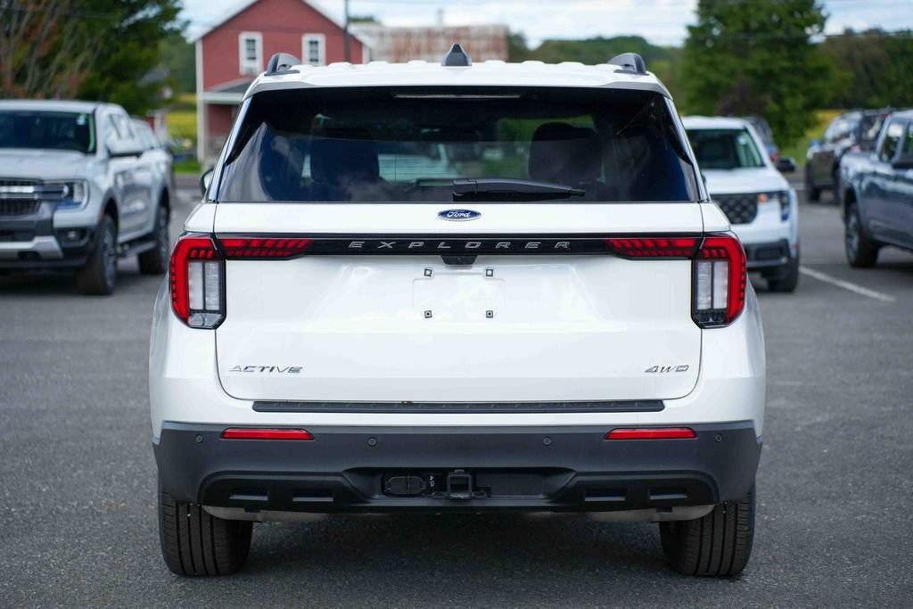 Certified 2026 Ford Explorer Active AWD/4WD image 6