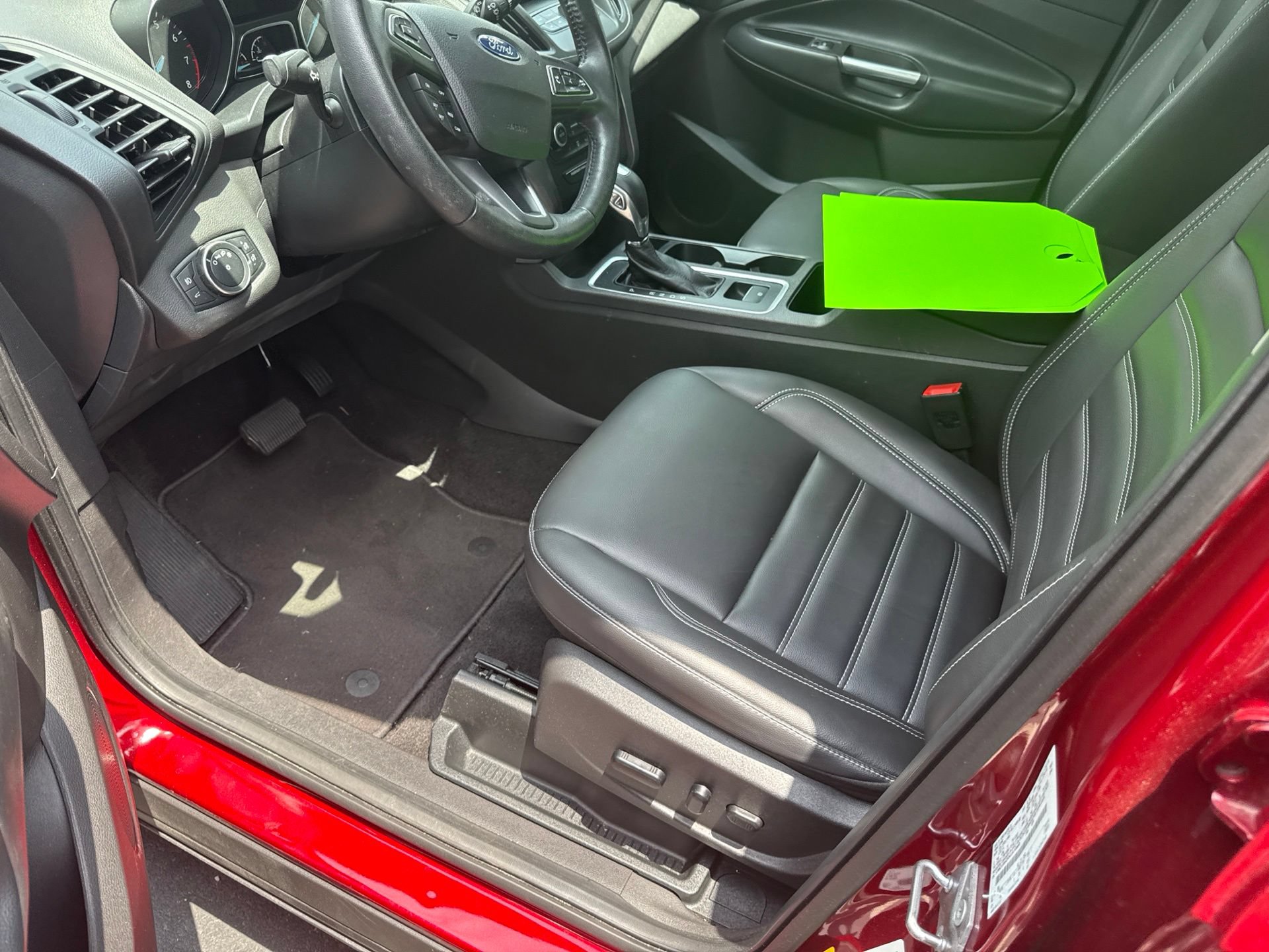 Certified 2019 Ford Escape SEL AWD/4WD image 9