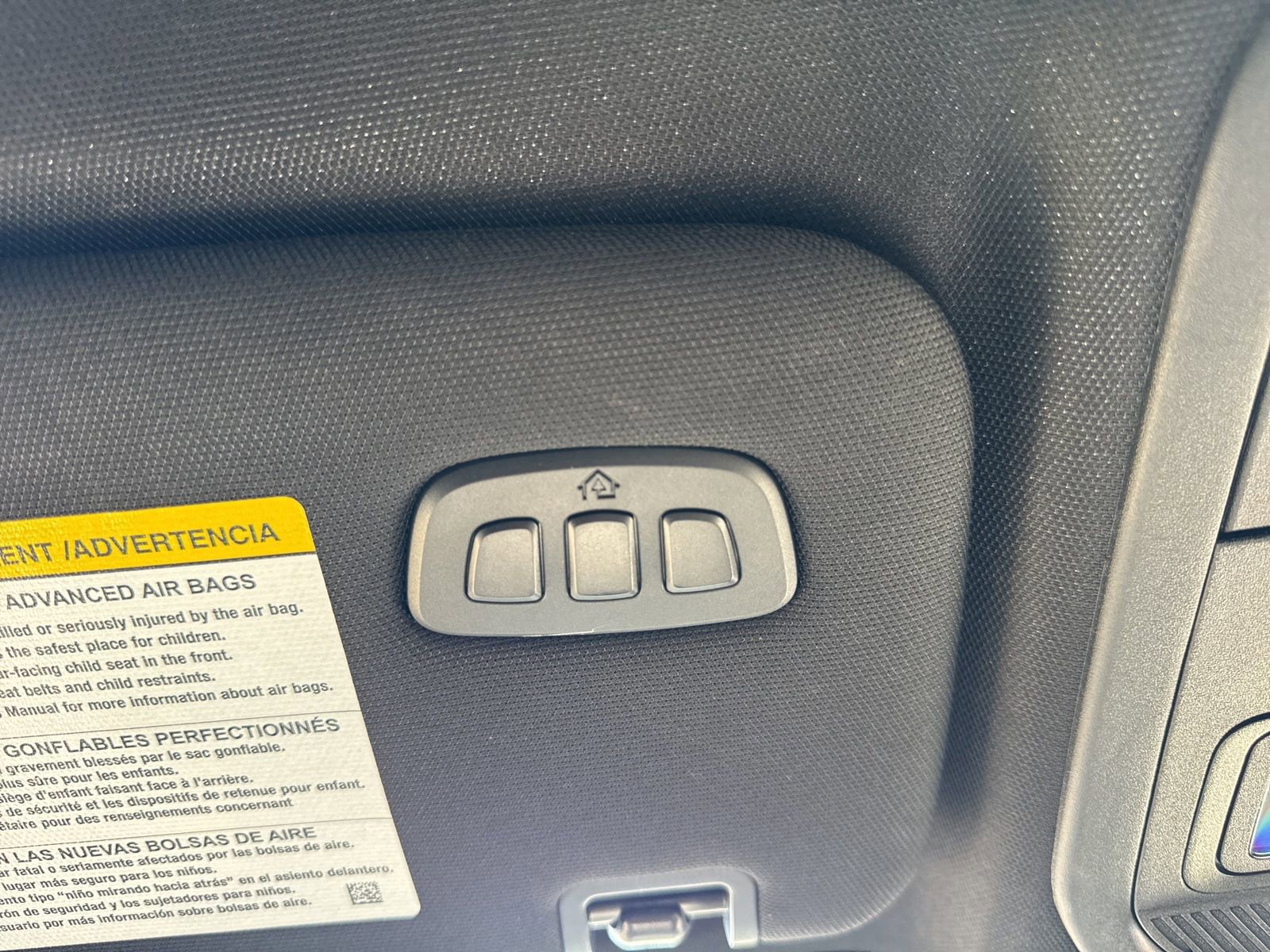 Certified 2025 Ford Explorer ST-Line w/ Premium Package image 38