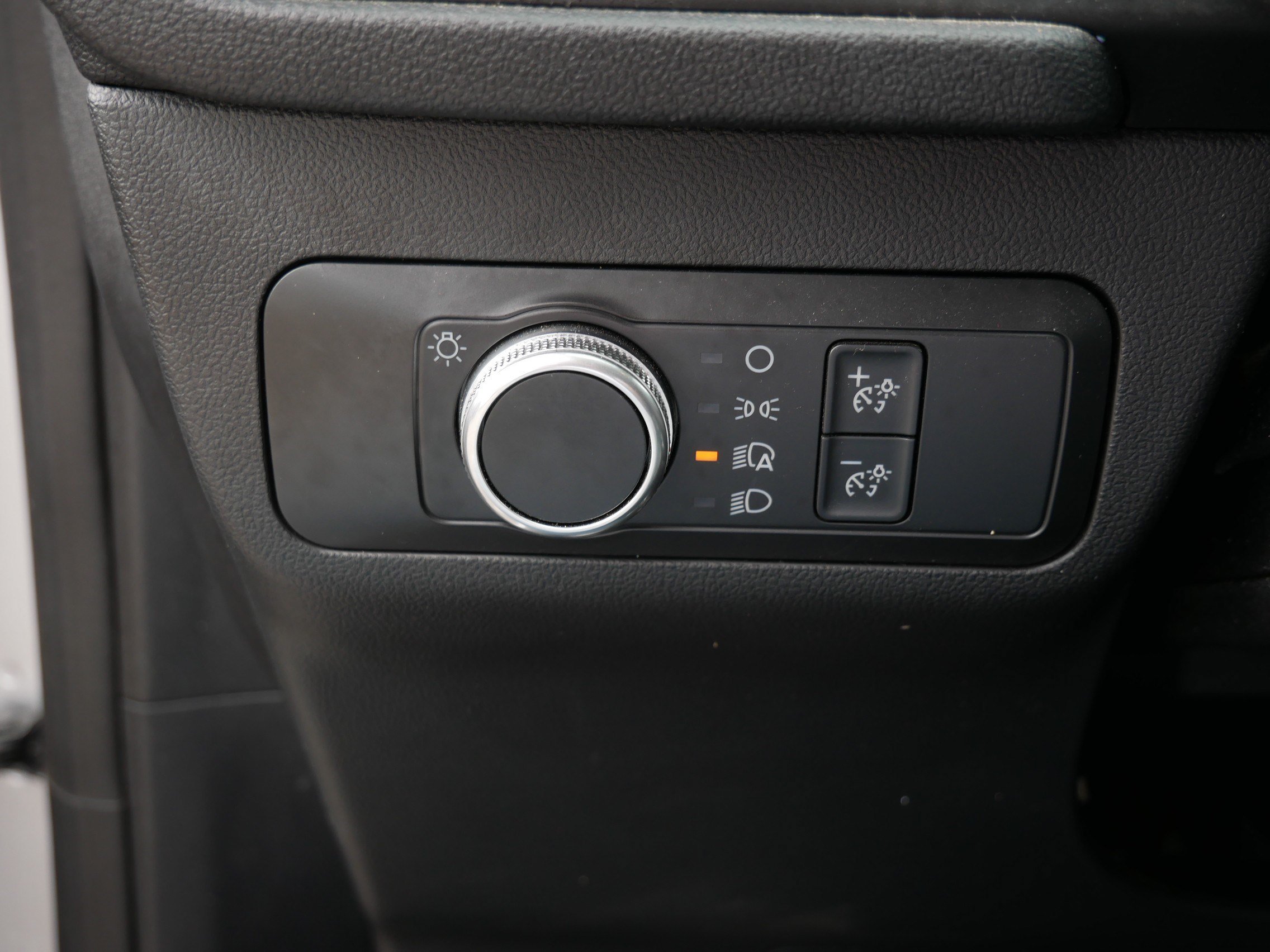 Certified 2020 Ford Escape SE AWD/4WD image 26