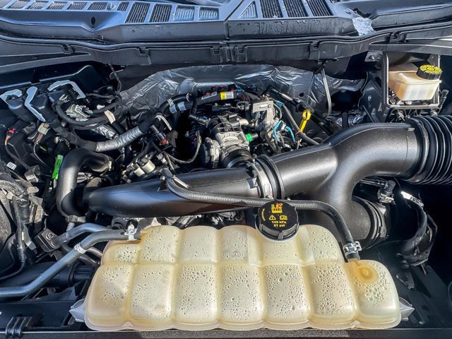 Certified 2022 Ford F150 XLT w/ Equipment Group 302A High image 32