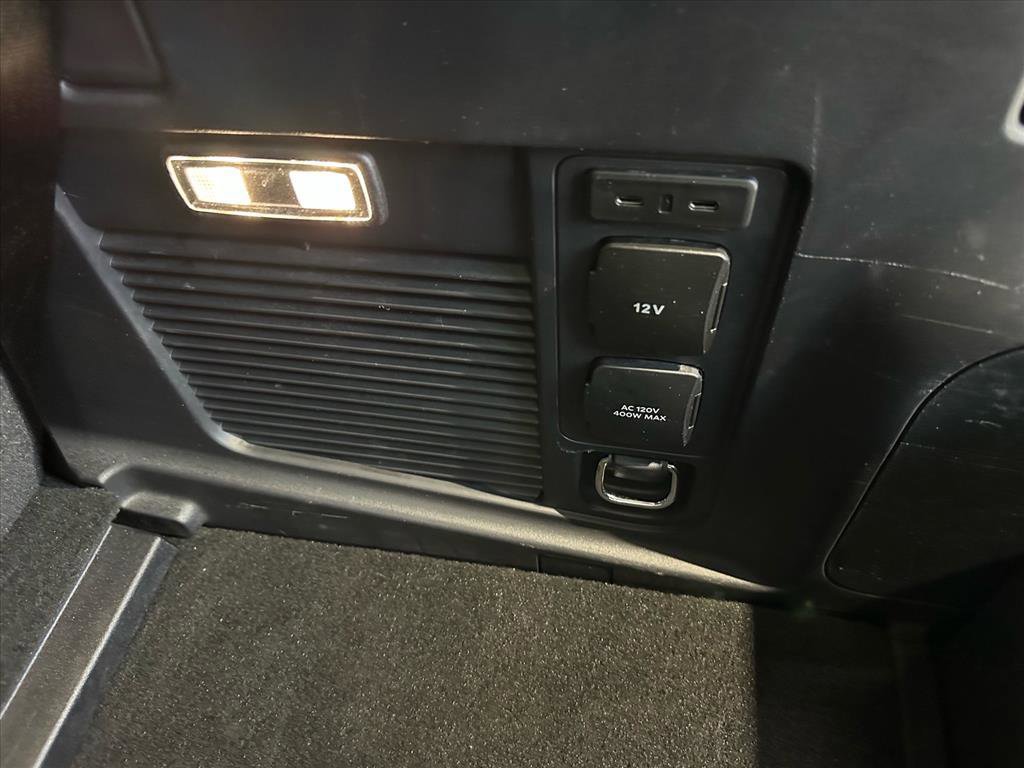 Certified 2025 Ford Expedition Active image 31