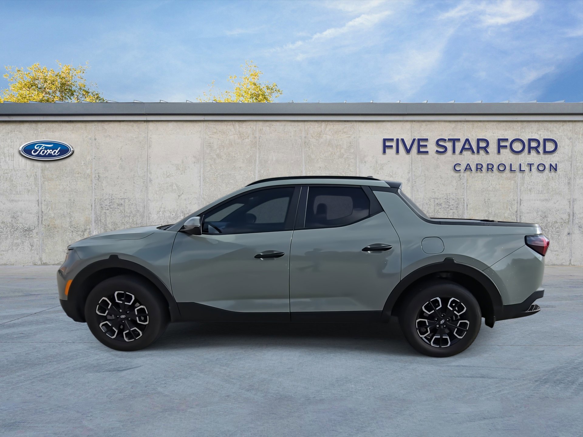 Used 2023 Hyundai Santa Cruz SEL w/ Activity Package image 2