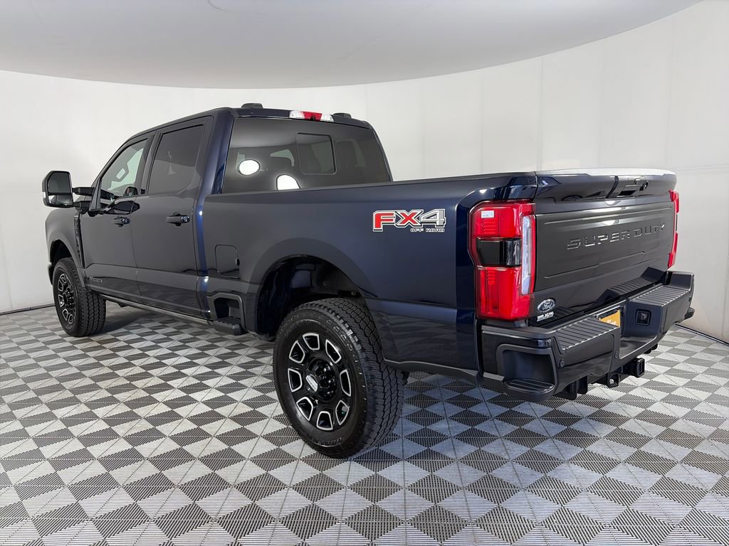 Certified 2025 Ford F350 Platinum AWD/4WD image 3