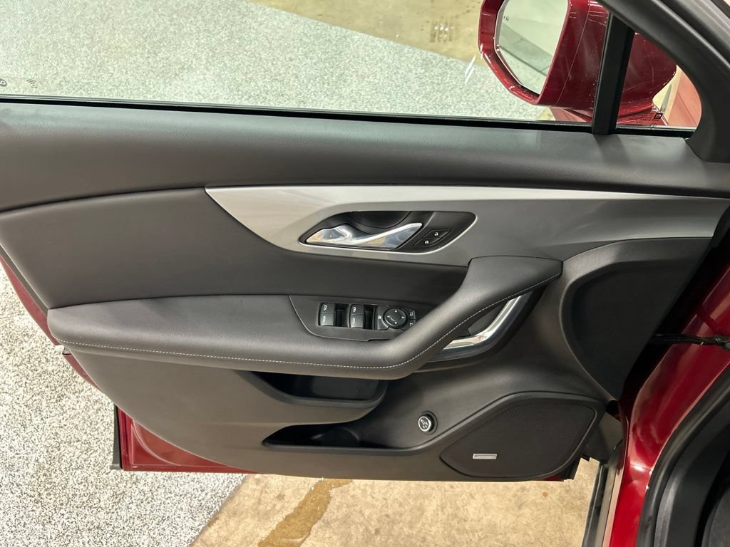 Used 2019 Chevrolet Blazer LT w/ Sun and Wheels Package AWD/4WD image 14