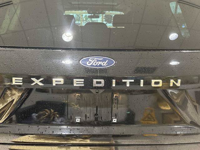 Certified 2025 Ford Expedition Active AWD/4WD image 30
