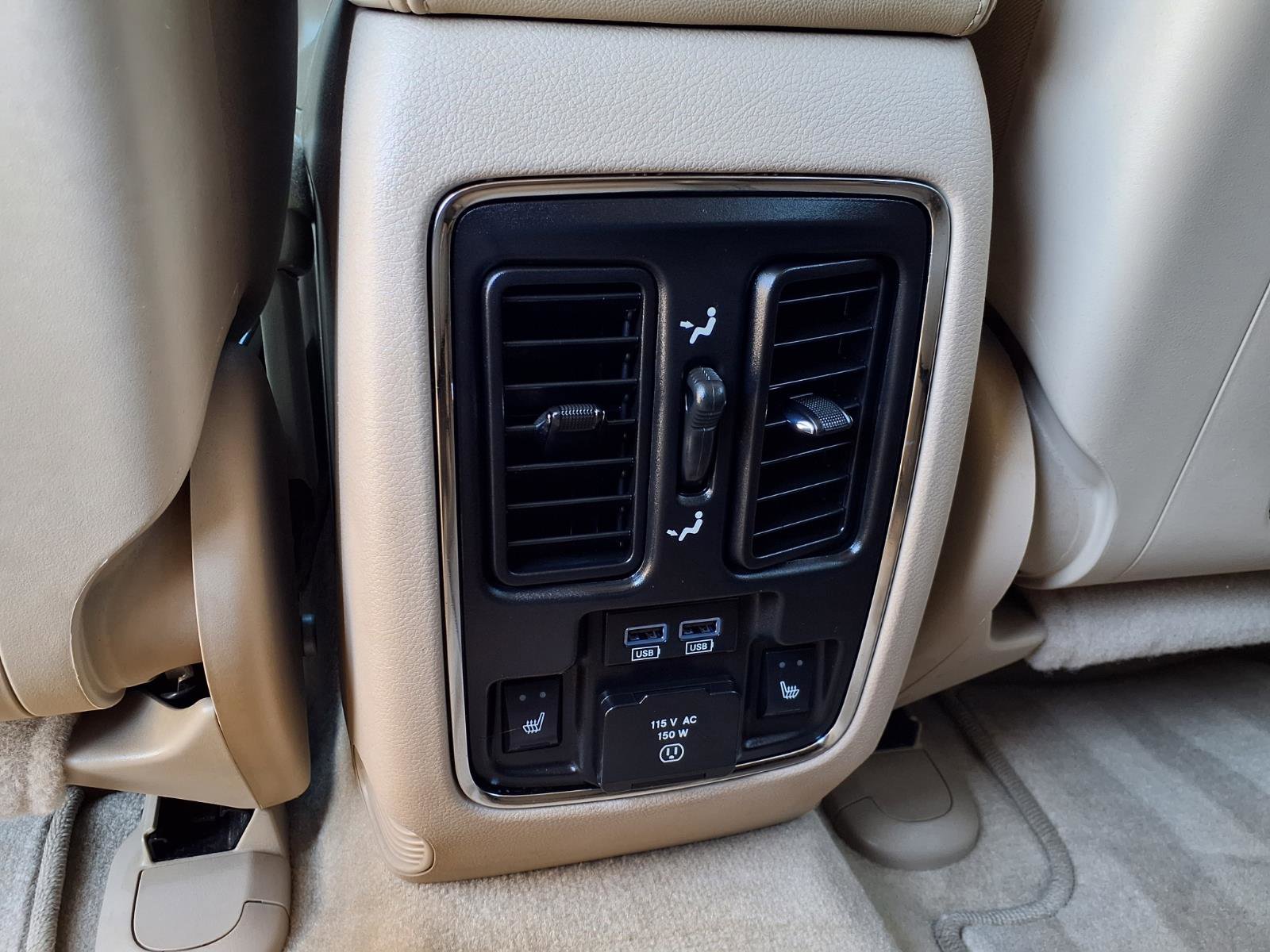 Used 2018 Jeep Grand Cherokee Overland AWD/4WD image 18