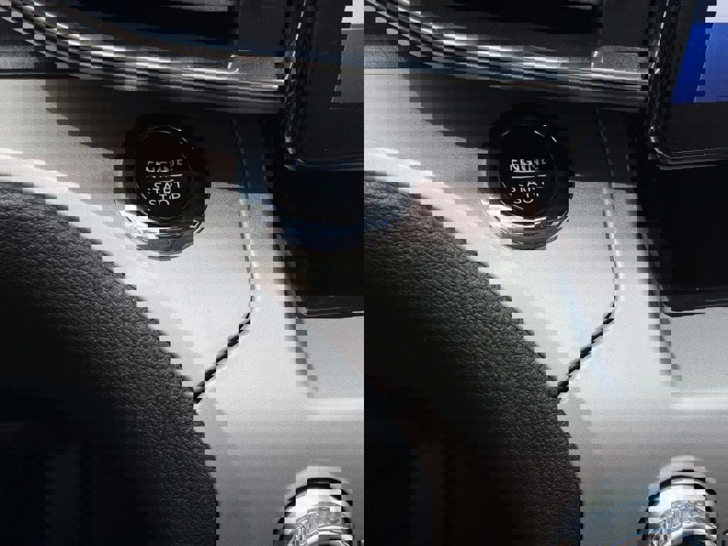 Certified 2022 Ford Explorer XLT w/ Equipment Group 202A image 37